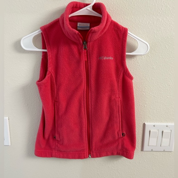 Girl’s Fleece Columbia Vest - Picture 1 of 3